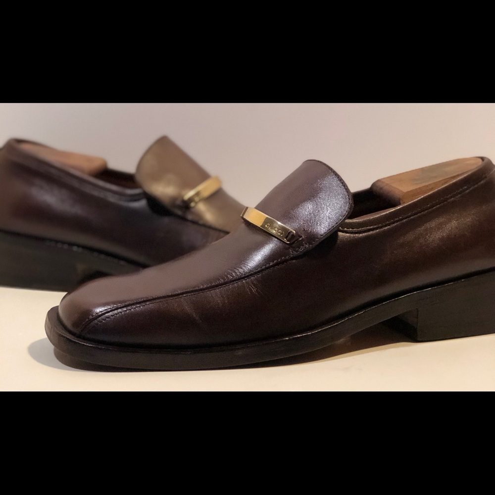 Gucci Brown Slip On with Gold bar🔥🔥Great shoe